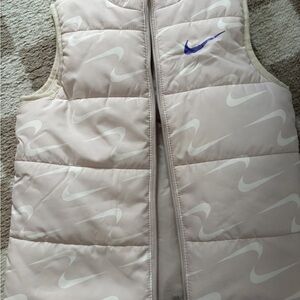 Nike Cream Puffer Vest with Logo Girls Size 6